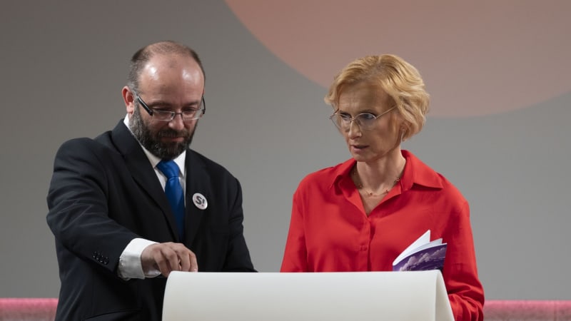 Exkluzivní model: Stačilo! posiluje, slavit mohou i Motoristé. ANO i Spolu mírně ztrácí