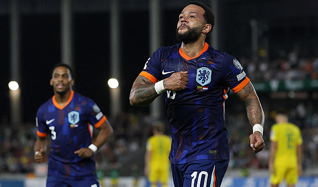 Perná šichta pro Nizozemce. V kvalifikaci proti Litvě je zachránil rekordman Depay