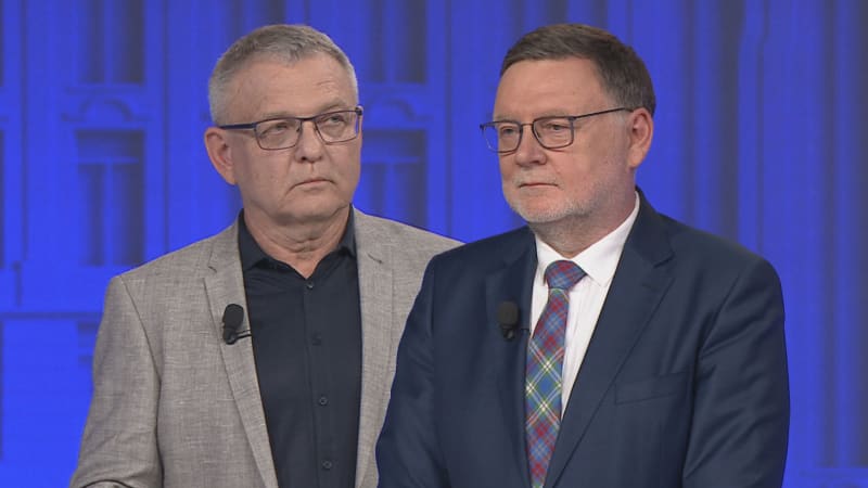 Vláda slouží cizímu kapitálu, řekl Zaorálek. Mluví ruský kolaborant, namítl Stanjura