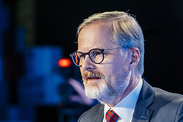 Putin zkouší, kam může zajít, míní Fiala. Drzost a rozpínavost, říká Rakušan