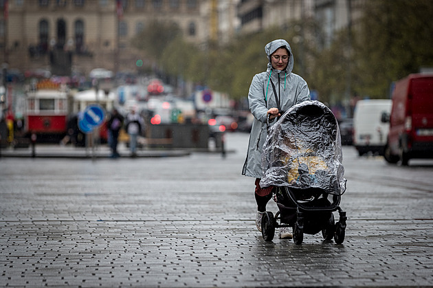Meteorologové varují před vydatným deštěm. Zvedne hladinu menších řek