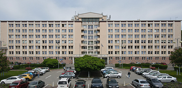 Kšeftovali s městskými byty v Havířově, viní NCOZ sedm lidí, údajně i primátora