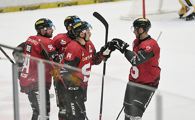 ONLINE: Sparta vede v Litvínově, Liberec srovnal v Brně. Pardubice jdou do vedení