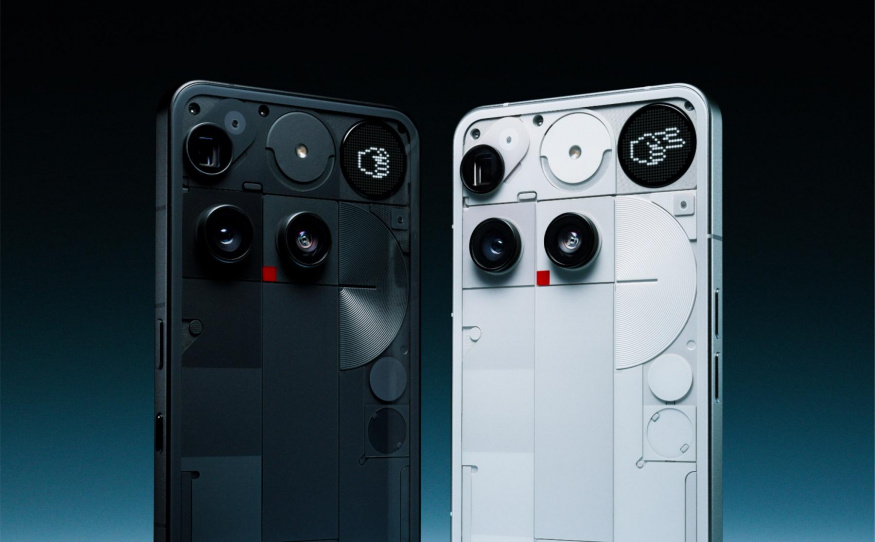 Již brzy ve vašich telefonech: Nothing OS 4.0 přináší AI a ještě temnější tmavý režim