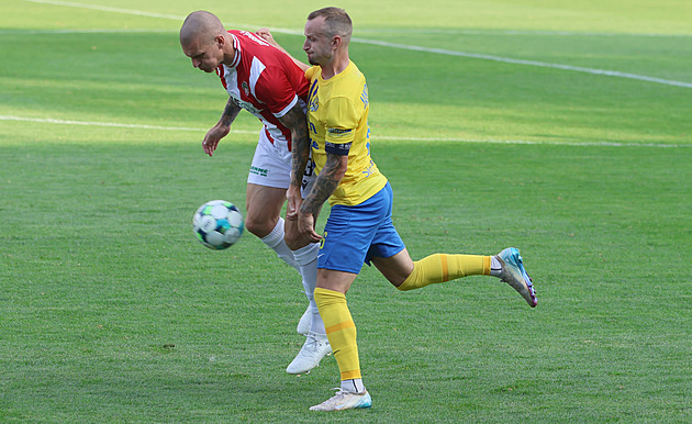 Fotbalisté Opavy jsou po remíze s béčkem Slavie stále bez porážky ve druhé lize