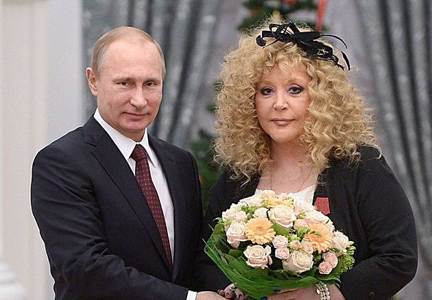 Sovětská popová hvězda Pugačovová promluvila: Putin byl idol, toto je šok