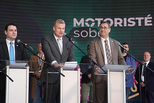 Budeme opět rozhodovat sami o sobě. Motoristé zahajují finální fázi kampaně