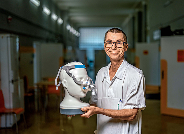 Neléčená spánková apnoe může vyústit v mrtvici, cukrovku či depresi, varuje lékař