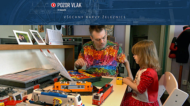 POZOR VLAK: Vůle a fantazie. Ochrnutý modelář skládá úchvatné LEGO lokomotivy