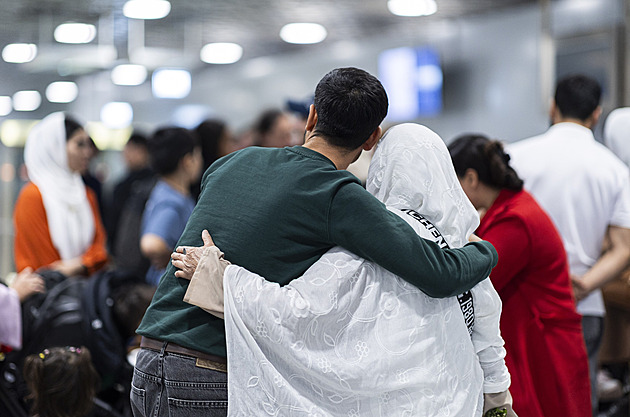 Afghánci migrují do Německa v pohodlí letadel. Vymohli si to u soudu