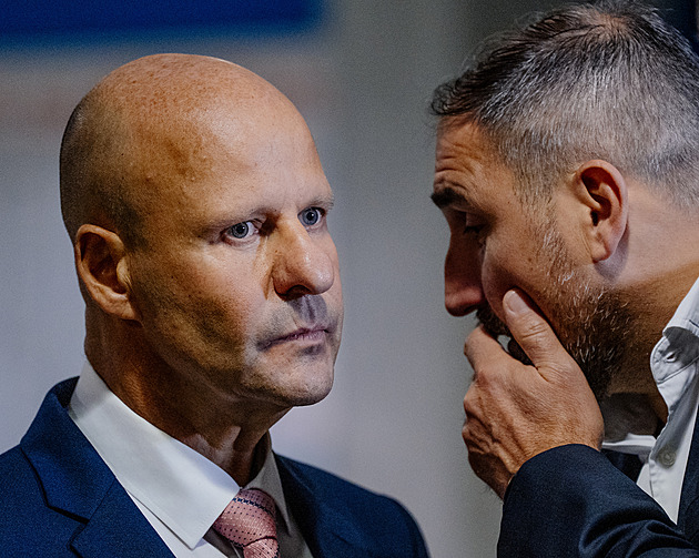 Pátý den Dozimetru. Hlubuček dál vypovídá, popsal značkový dárek od Redla