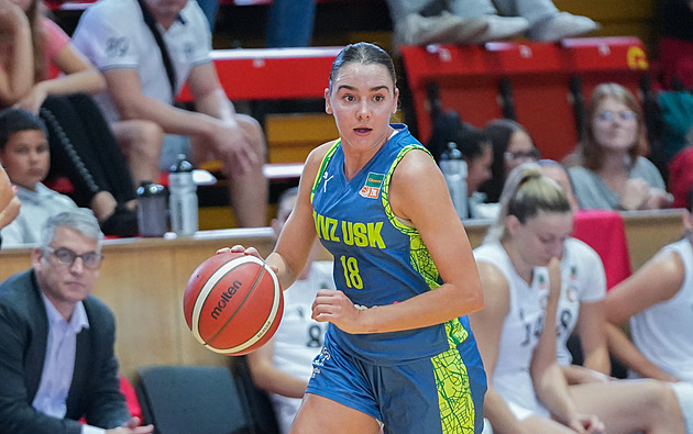 Basketbalistky USK na úvod ligy vyhrály v Hradci, nováček schytal debakl v Brně