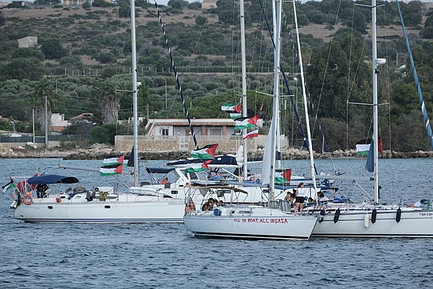 Prolomíme nelegální izraelskou blokádu, říká Češka na palubě propalestinské flotily