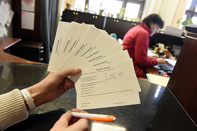 Voličský průkaz 2025: jak ho zařídit na poslední chvíli a vyzvednout