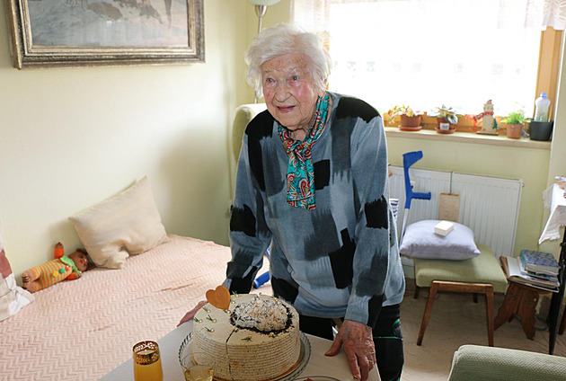 Zemřela nejstarší občanka ČR. Zažila ještě Rakousko-Uhersko