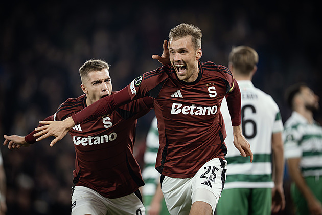 Sparta - Shamrock 4:1,přesvědčivá výhra, u třech gólů Sadílek, trefil se i Haraslín