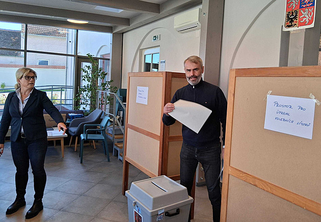 Šlachtova Přísaha zůstane znovu mimo Sněmovnu, má okolo jednoho procenta