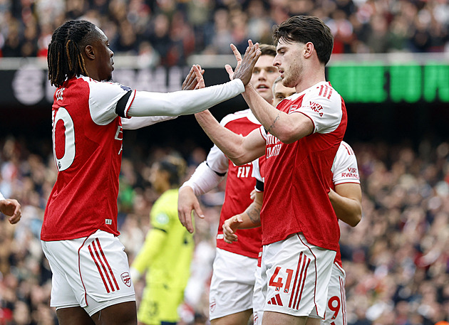 ONLINE: Chelsea vede nad Liverpoolem. Favorité nezaváhali, Arsenal jde do čela