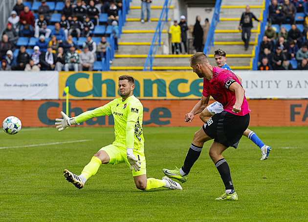 Zlín - Baník 1:1, domácí dlouho vedli, v nastavení ale srovnal Munksgaard