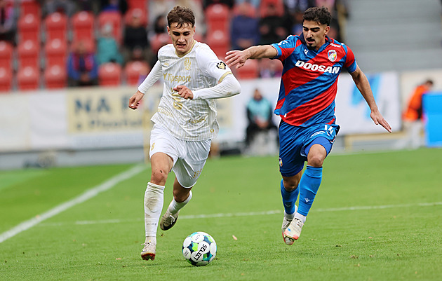 Plzeň - Hradec 3:3, gólová smršť v závěru, hosté i v deseti srovnali