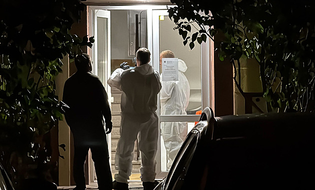 Vražda seniorky ve Kbelích. Policie obvinila podezřelého, hrozí mu 18 let