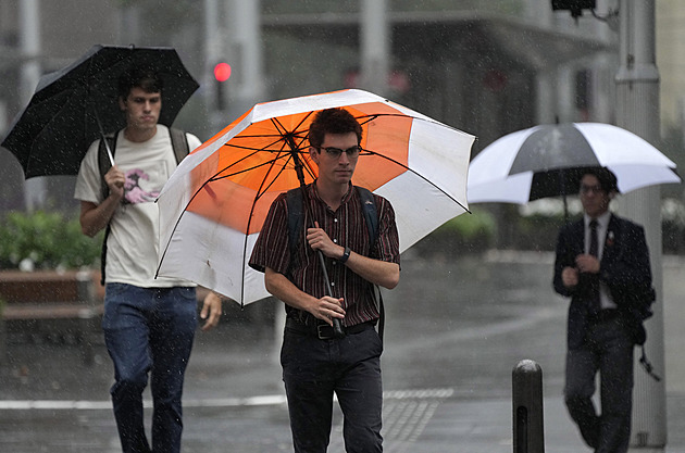 Česko čeká podmračený týden s deštěm, od pátku se mírně ochladí