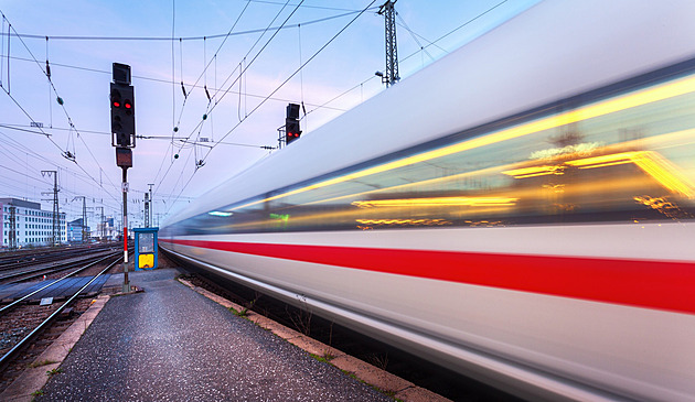 Rychlotrať u Brna musí splnit šedesát podmínek, myslí se i na vlhy a břehule