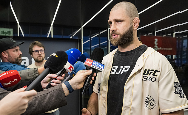 Procházka: Láká mě zápas v Bílém domě. A Češi? Na svou republiku můžeme být hrdí