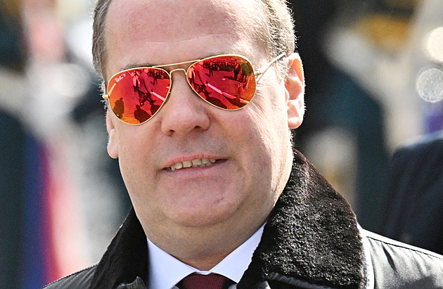 Třeste se jako zvířata na porážce. Medveděv řekl své k úloze dronů v Evropě