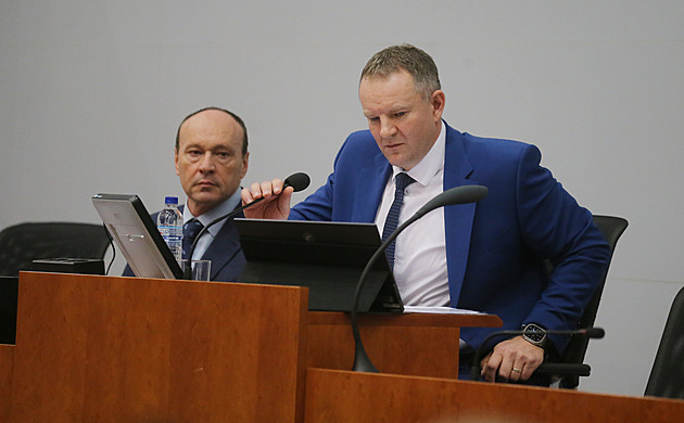 Hejtman Kukla jako poslanec končí. Sáhl jsem si na dno, říká o souběhu funkcí