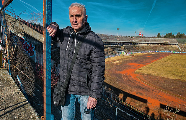 Zemřel Lubomír Hrstka, tvůrce Boby centra a slavné éry brněnského fotbalu