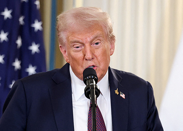 Trump chystá setkání lídrů v Egyptě, hledá podporu pro svůj mírový plán