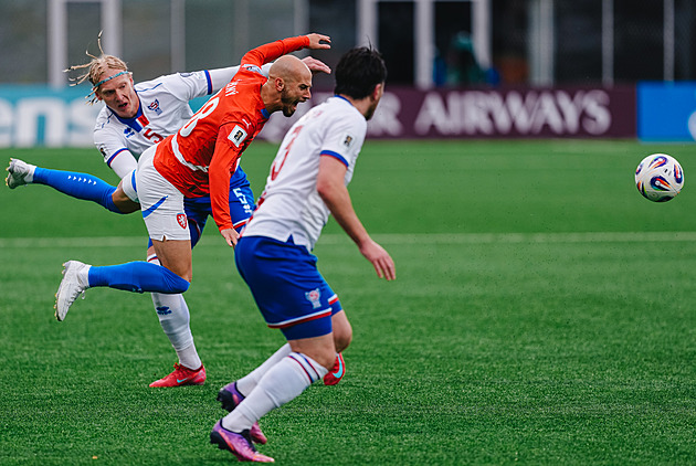 ONLINE: Faery - Česko 2:1, domácí podruhé vedou, hosté chybují v obraně