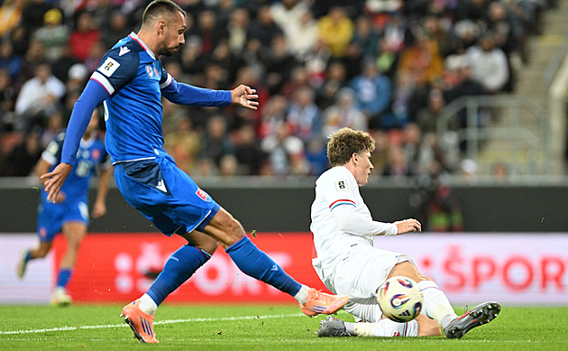 Schranz přišel, dal gól a zranil se. Slováci mohou v boji o MS zavařit Čechům