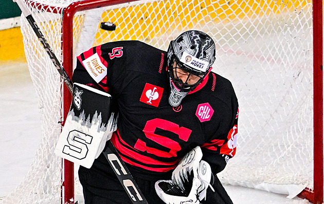 Sparta je doma v Holešovicích, uznal jistý Kovář. Dvě třetiny to nebyl hokej, ale bago