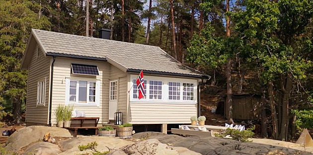 V chatě z roku 1936 nezůstal kámen na kameni, zmizely i zbytečné příčky