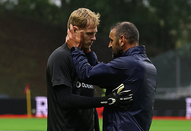 Horníček má další čisté konto, střídající Karabec v Evropské lize připravil branku