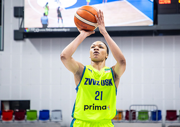 Basketbalistky USK opět dominovaly, stovku nastřílely i Slovance