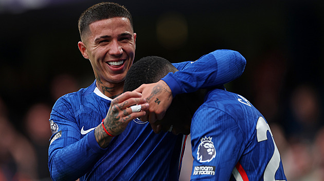 ONLINE: Chelsea vede, v akci i Newcastle. Večer nastoupí United a Liverpool