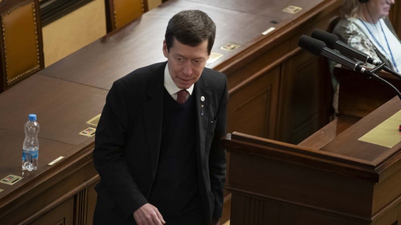 Tomio nezakusil boží lásku, je zraněný, řekl Hayato Okamura. Varoval před labilitou bratra