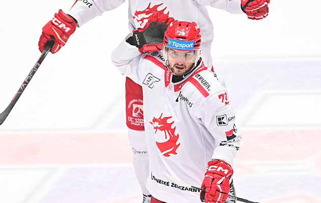 Ostatní nám závidí. Hudáček hubaté fandy vítá a tvrdí: Třinec má úplně jiné grády