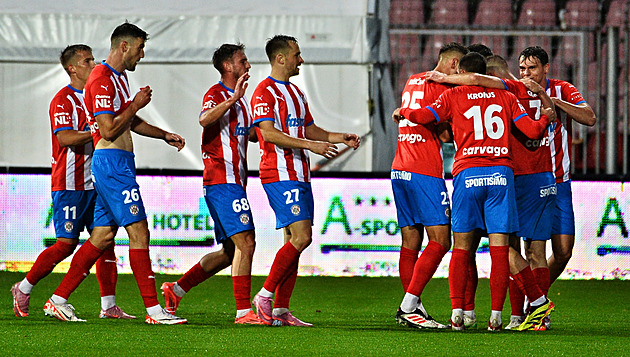 Zbrojovka přezimuje první s náskokem pěti bodů, Vlašim roznesla Ústí sedmi góly