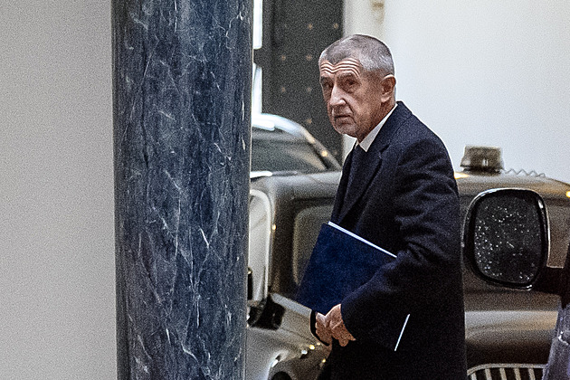 Prezidentovi vadí Turek, řekl Babiš na Hradě. Dal Pavlovi svůj návrh vlády