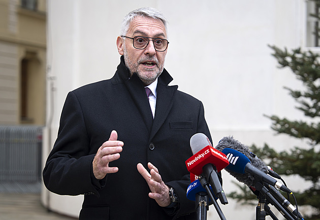 Metnar odmítl migrační pakt. Už jsme jeho podstatné části přijali, opáčil Hrad