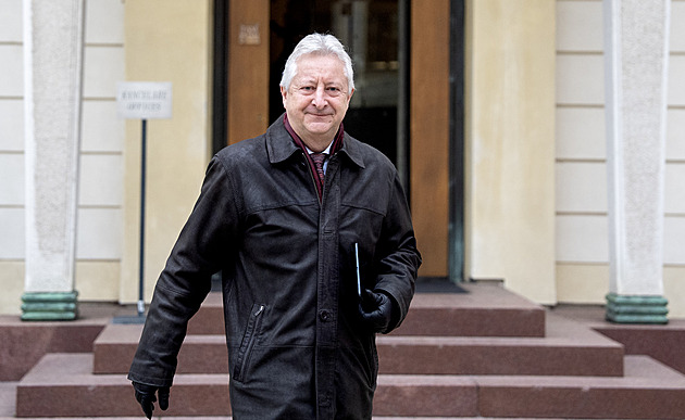 Agresorem je Rusko, řekl ministr obrany Zůna. Dostal pozvánku na Ukrajinu