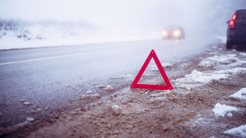 Horor na dálnici u Olomouce: Rodina s dětmi sjela ze srázu, na záchranu čekala sedm hodin