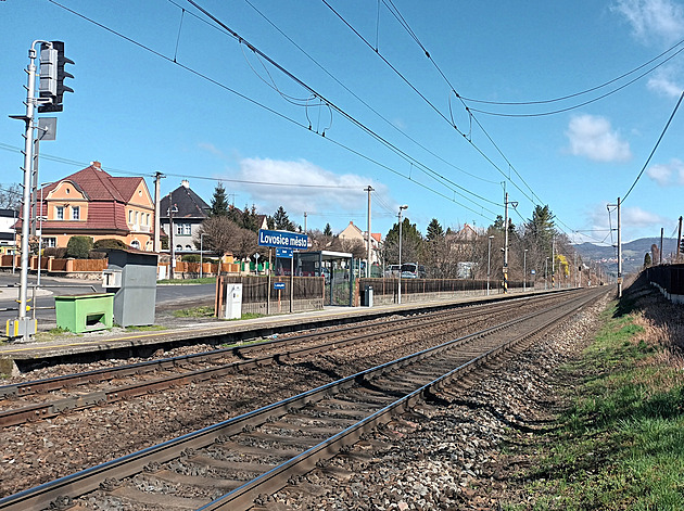 Trať do Německa jako špatný příklad. Velké zakázky odrazují, vedení drah chce změny