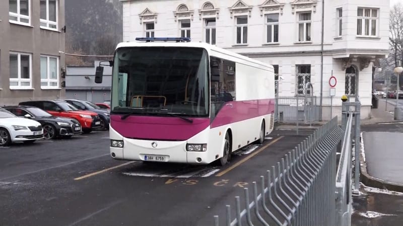 Soud zpřísnil trest řidiči, který na Teplicku zabil ženu. Její tělo skončilo na tři kusy