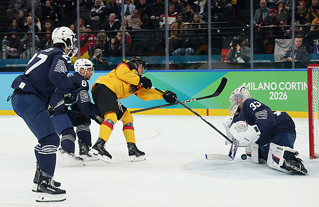 ONLINE: Německo - Francie 3:0. Vítěz vyzve Slováky, jasnou převahu potvrzuje Peterka