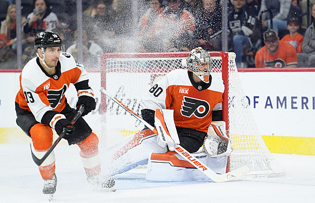 Vladař vychytal Pastrňáka, slavil také Dobeš. Nečas asistoval u obratu